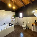 Doña Jimena Del Ambroz 4 Estrellas Complejo único En El Centro Del Pueblo Apartamento