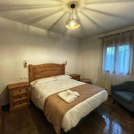 Dona Jimena Del Ambroz: 4-star Complex * Hervas