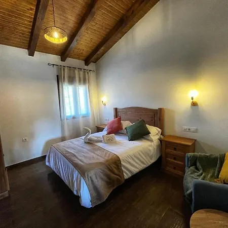 Apartamento Rurales Doña Jimena Del Ambroz 4 Estrellas Complejo único En El Centro Del Pueblo