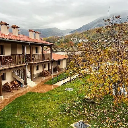 Dona Jimena Del Ambroz 4 Estrellas Complejo Unico En El Centro Del Pueblo