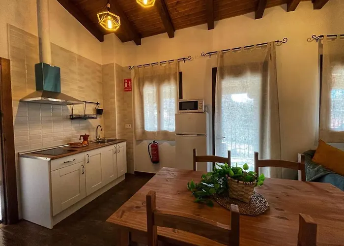 Dona Jimena Del Ambroz 4 Estrellas Complejo Unico En El Centro Del Pueblo Appartement Hervás