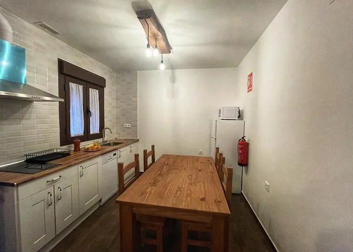 Dona Jimena Del Ambroz 4 Estrellas Complejo Unico En El Centro Del Pueblo Appartement Hervás