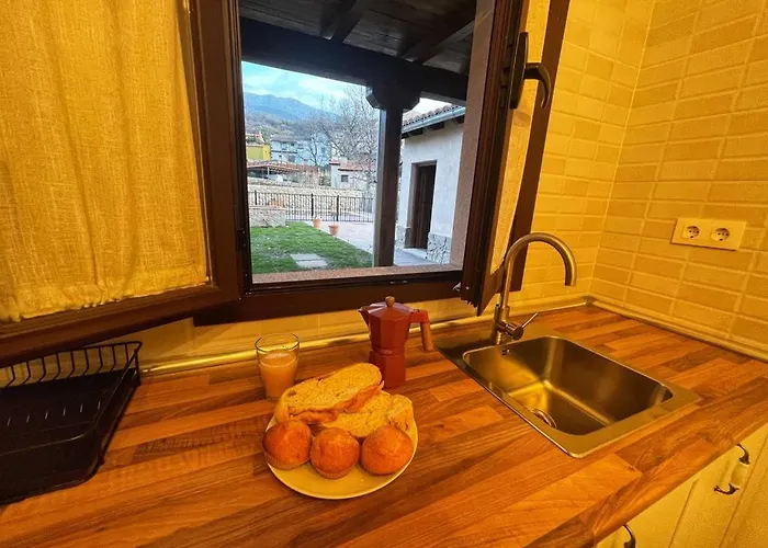 Dona Jimena Del Ambroz 4 Estrellas Complejo Unico En El Centro Del Pueblo Hervás