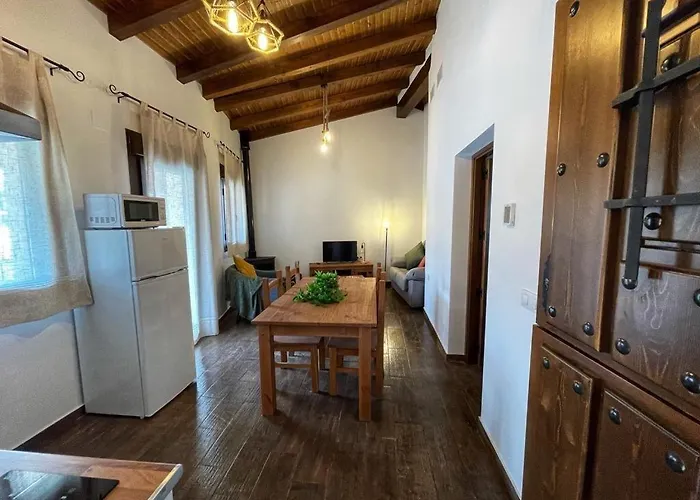 Appartement Dona Jimena Del Ambroz 4 Estrellas Complejo Unico En El Centro Del Pueblo *