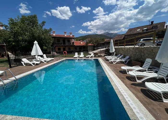 Dona Jimena Del Ambroz 4 Estrellas Complejo Unico En El Centro Del Pueblo Appartement