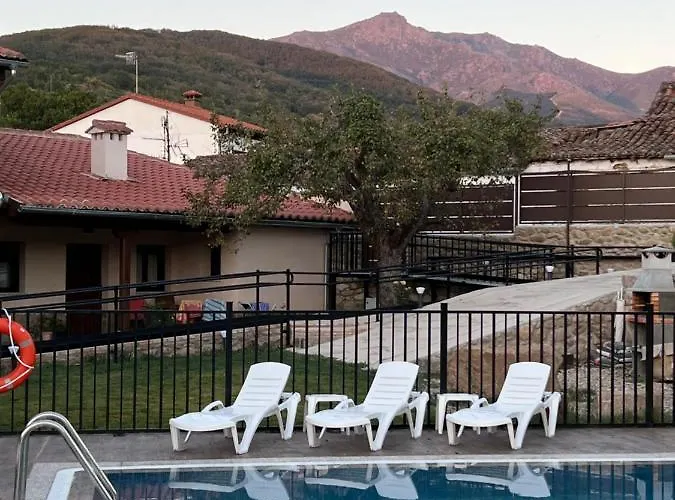 Appartement Dona Jimena Del Ambroz 4 Estrellas Complejo Unico En El Centro Del Pueblo Hervás