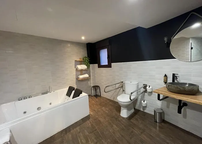 Dona Jimena Del Ambroz 4 Estrellas Complejo Unico En El Centro Del Pueblo Апартаменты *