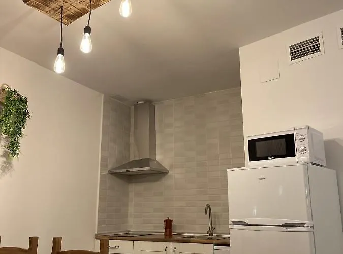 Dona Jimena Del Ambroz 4 Estrellas Complejo Unico En El Centro Del Pueblo * Hervás